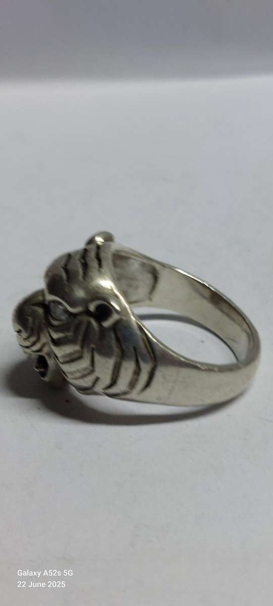 Magnificent large sterling silver cz tiger ring 12.7g