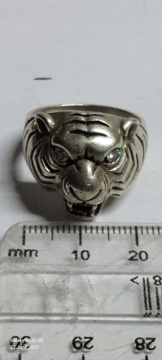 Magnificent large sterling silver cz tiger ring 12.7g