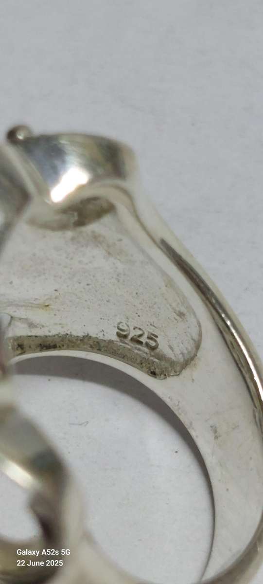 Exquisite large sterling silver faceted onyx ring 14.3g