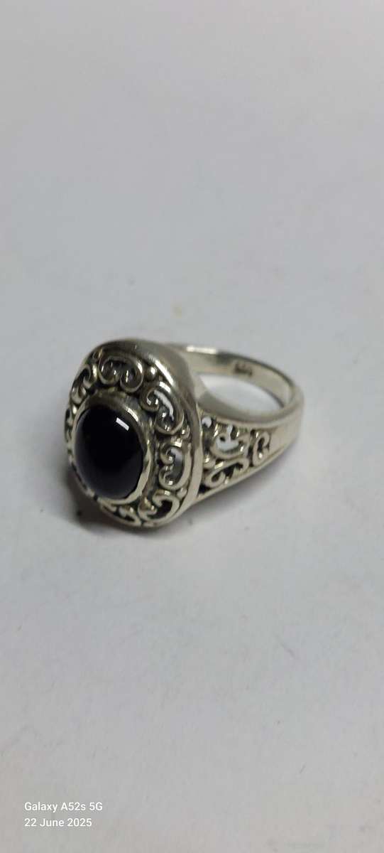 Amazing vintage sterling silver onyx ring 5.8g