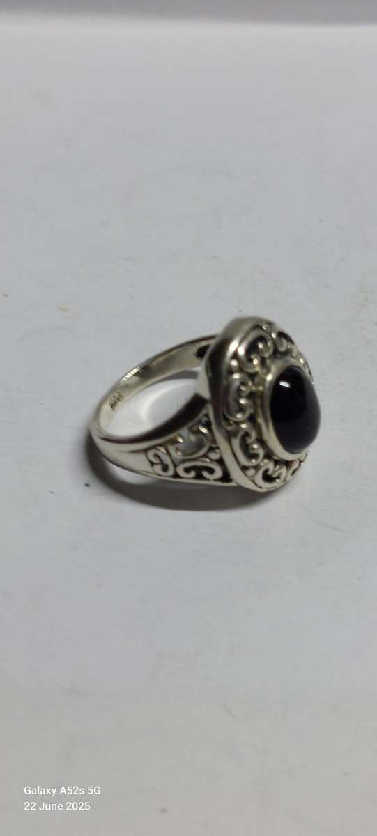 Amazing vintage sterling silver onyx ring 5.8g