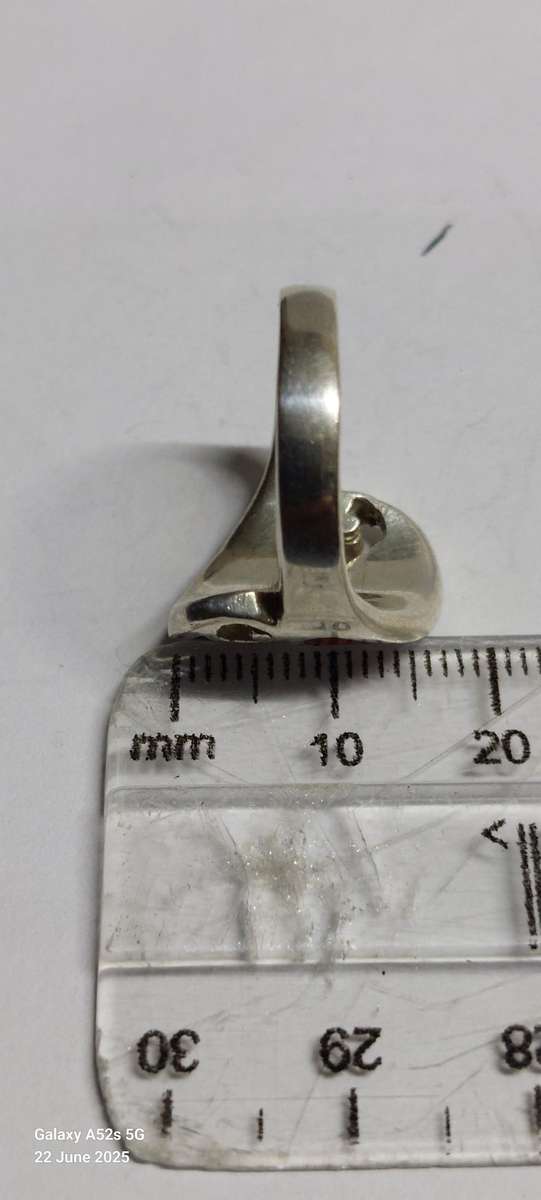 Vintage sterling silver coral ring 6.7g