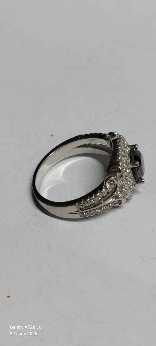 Gorgeous sterling silver black moisonite & cz ring 4.6g