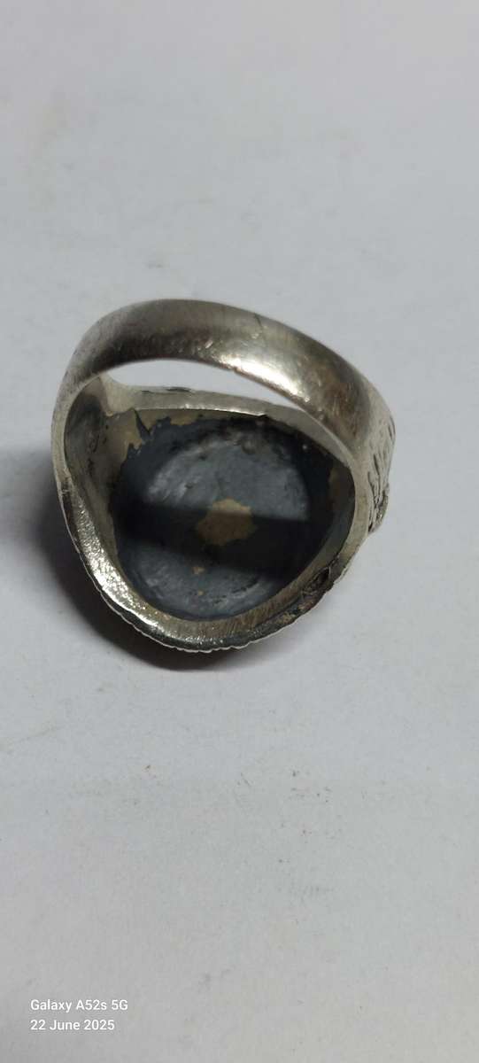 Vintage Egyptian sterling silver peace & Ankh ring 9.2g