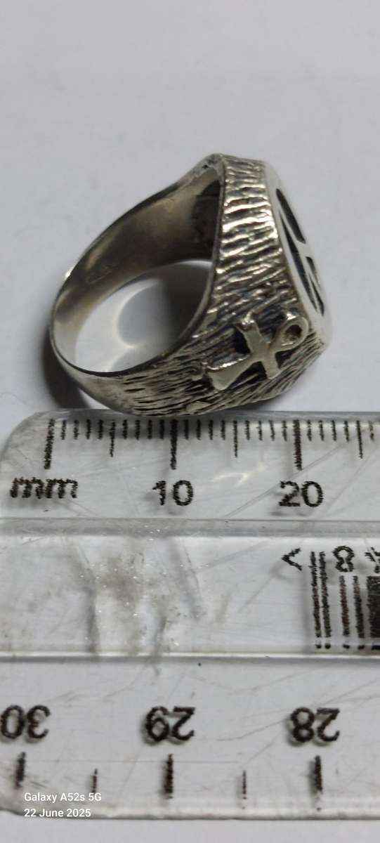 Vintage Egyptian sterling silver peace & Ankh ring 9.2g