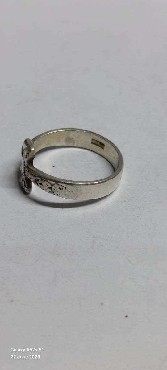 Vintage hallmarked Egyptian sterling silver Ankh ring 3.6g