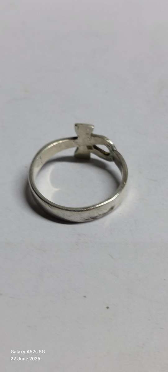 Vintage hallmarked Egyptian sterling silver Ankh ring 3.6g