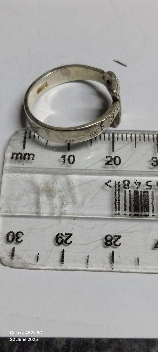 Vintage hallmarked Egyptian sterling silver Ankh ring 3.6g