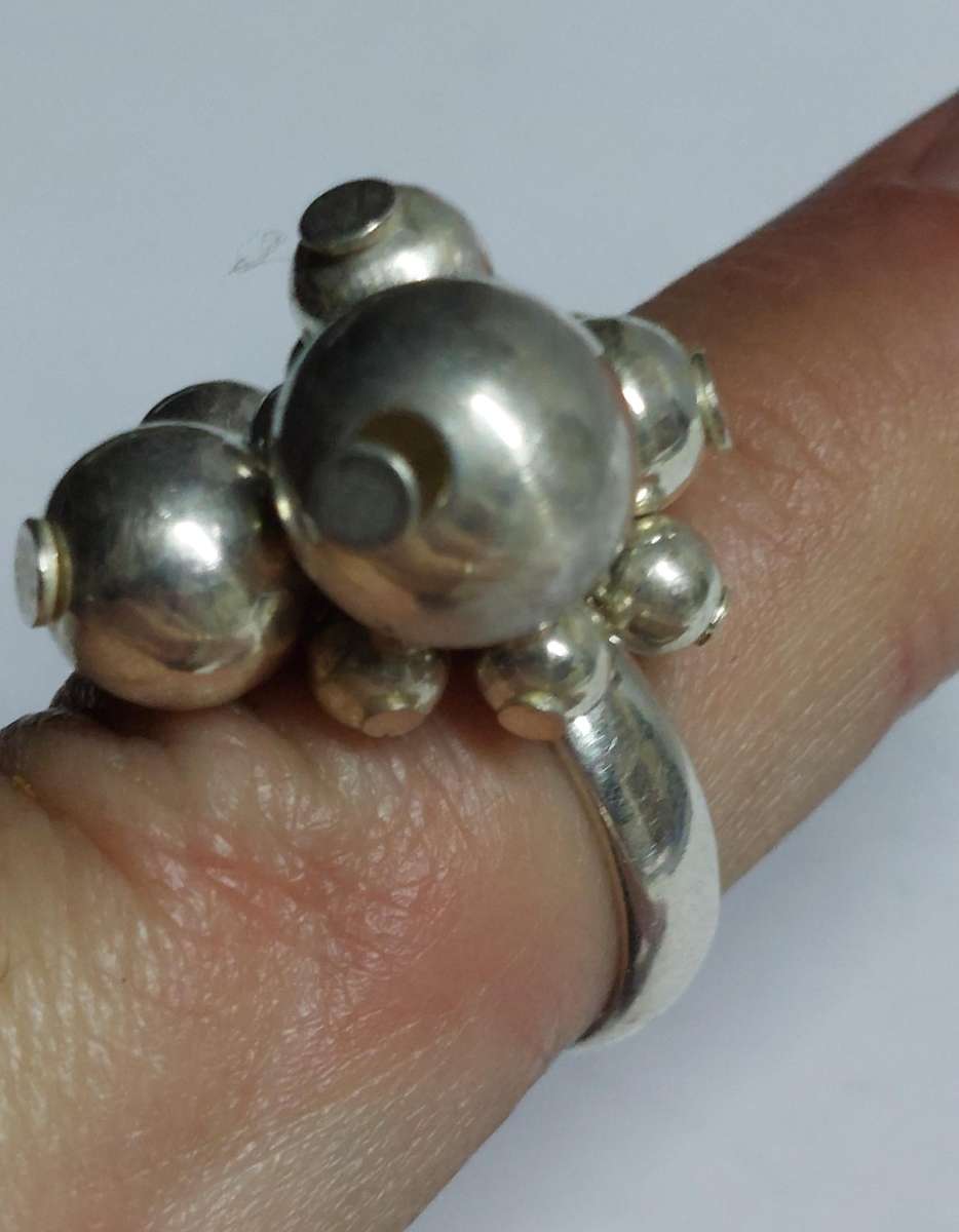 Awesome sterling silver beaded ring 5.5g