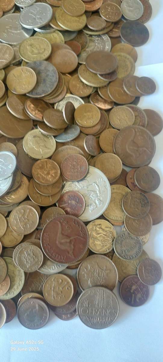 Large Collection of Coins - SA & International - 4481g