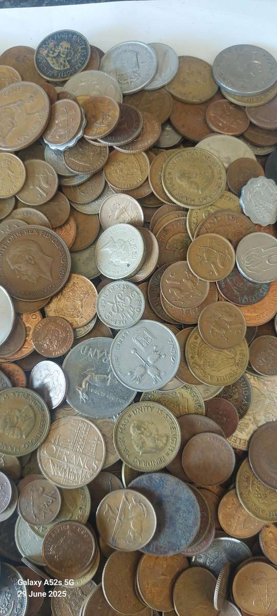 Large Collection of Coins - SA & International - 4481g