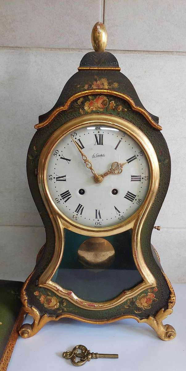 Vintage Le Castel clock with mantle sconce 100% working & chimes beautifully Value R3950