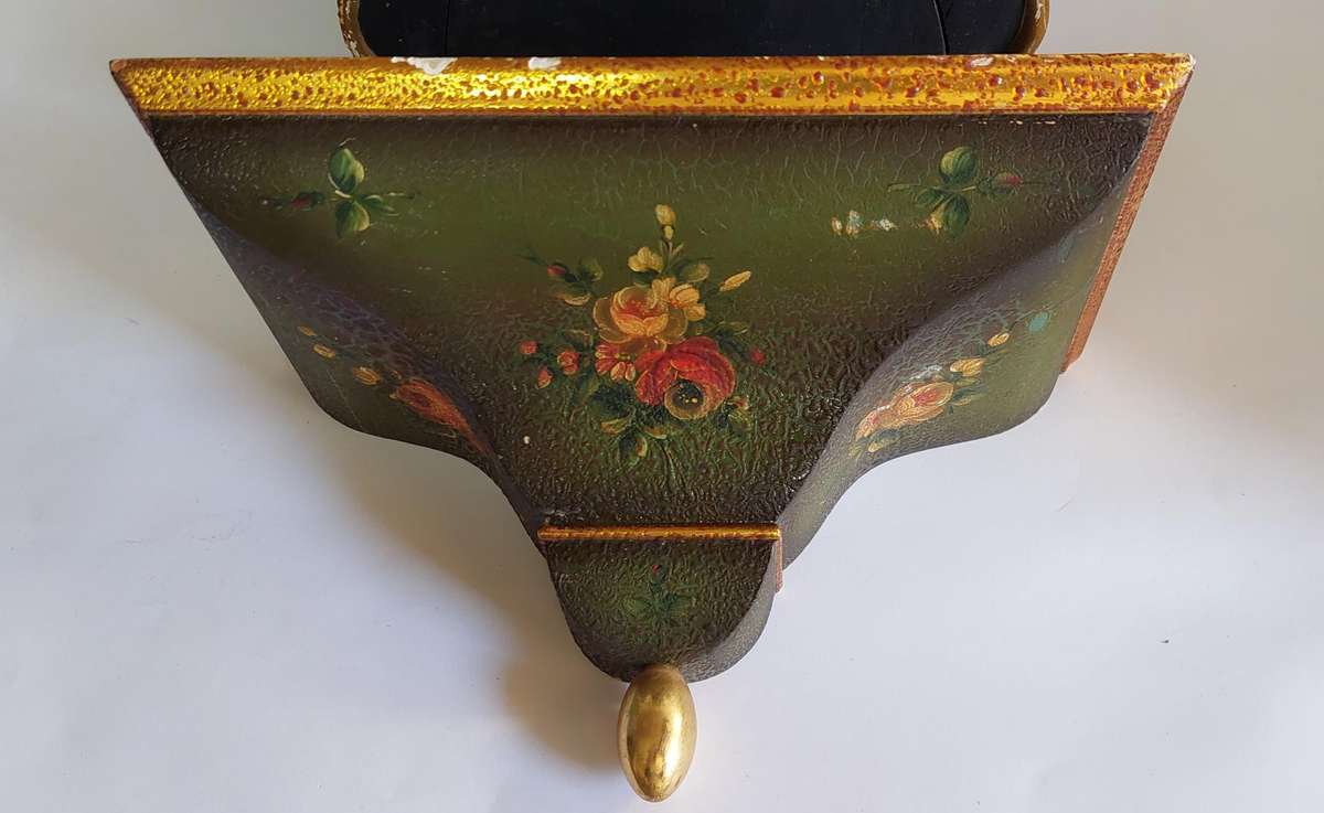 Vintage Le Castel clock with mantle sconce 100% working & chimes beautifully Value R3950