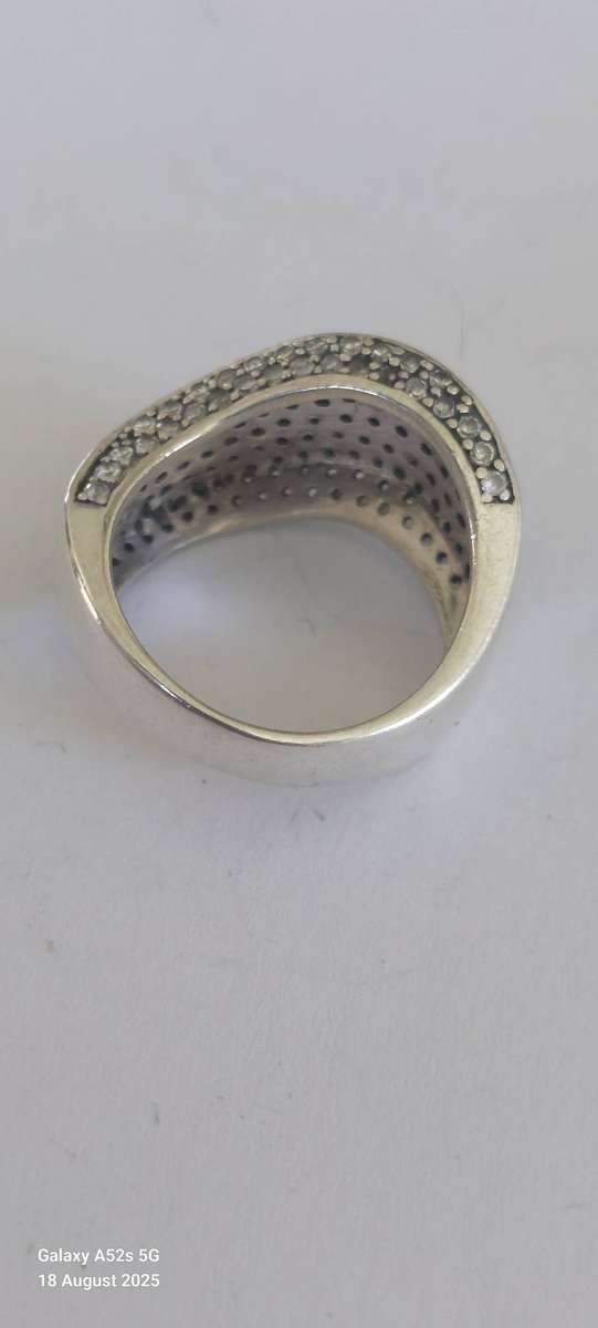 Spectacular vintage sterling silver cz ring 7.5g