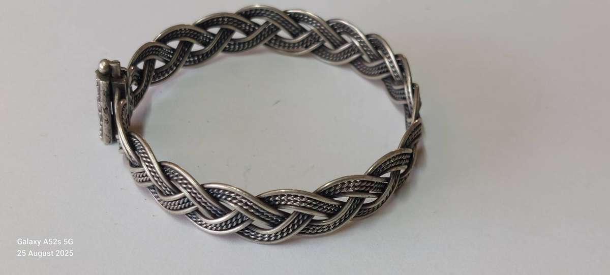 Spectacular vintage sterling silver woven look bracelet 20.1g