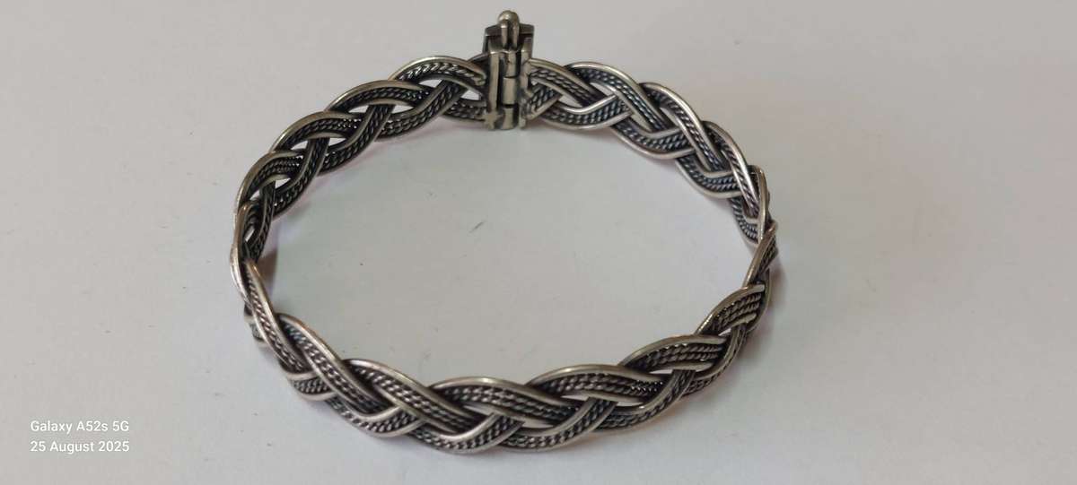 Spectacular vintage sterling silver woven look bracelet 20.1g