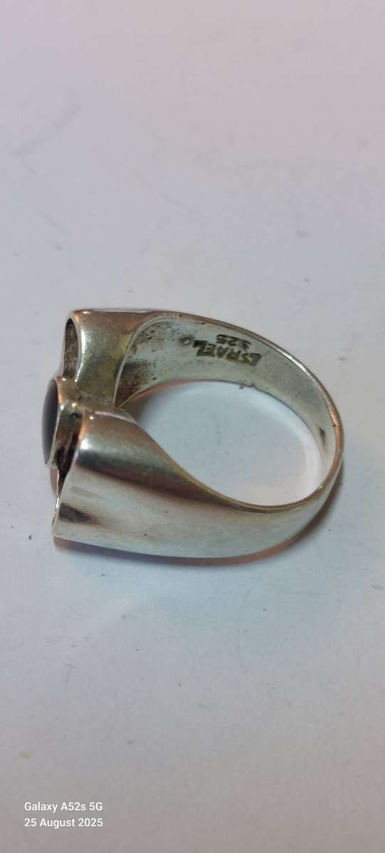 Isreal Vintage sterling silver onyx ring 4.8g