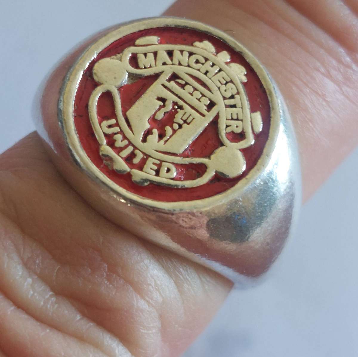 Wow!! Manchester United sterling silver enamel ring 7.5g