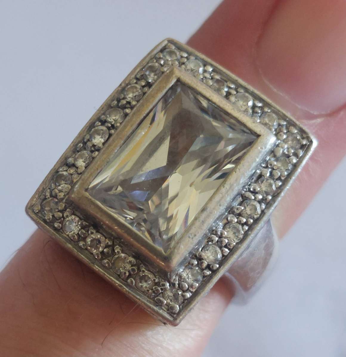 Large vintage sterling silver cz ring 10.6g