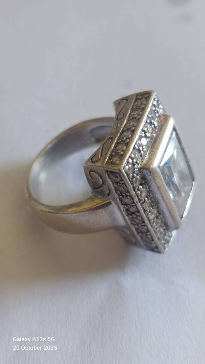 Large vintage sterling silver cz ring 10.6g
