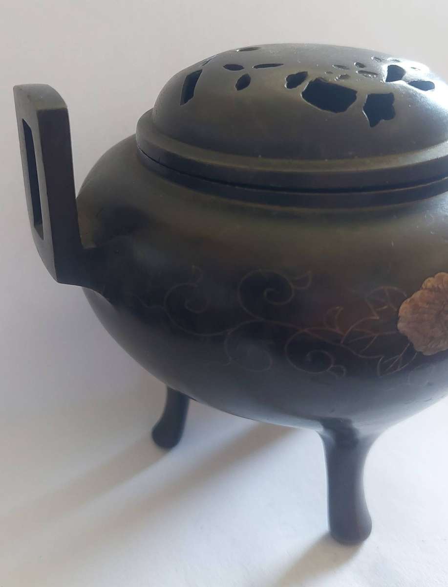 Very Rare! 19th century Japanese bronze censor circa 1870's Value R5500