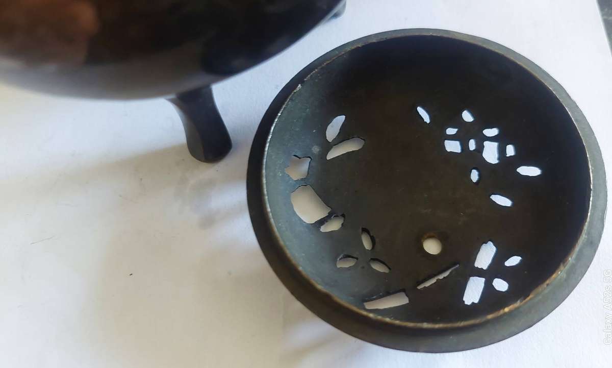 Very Rare! 19th century Japanese bronze censor circa 1870's Value R5500