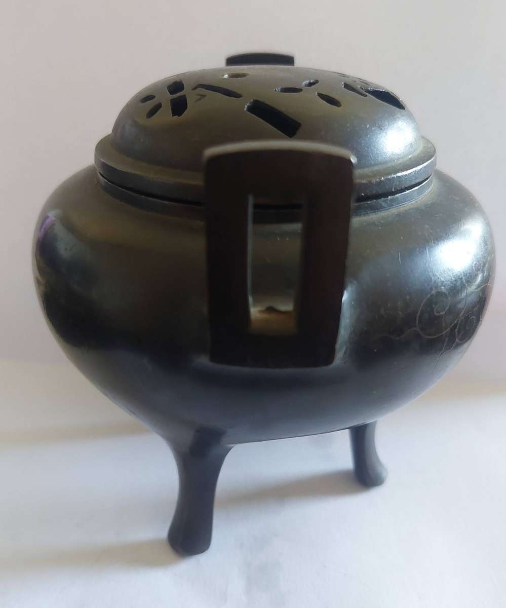 Very Rare! 19th century Japanese bronze censor circa 1870's Value R5500