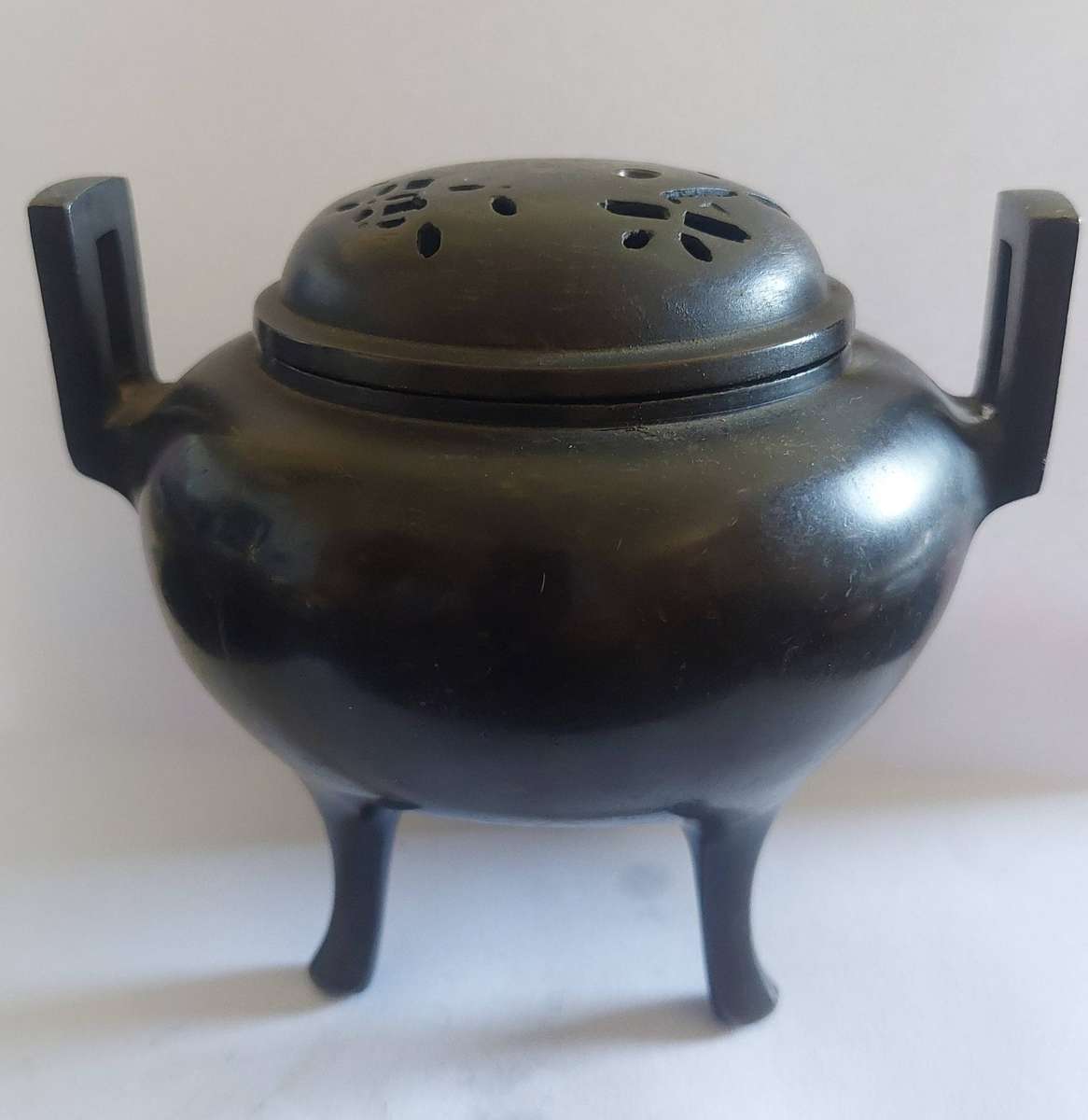 Very Rare! 19th century Japanese bronze censor circa 1870's Value R5500