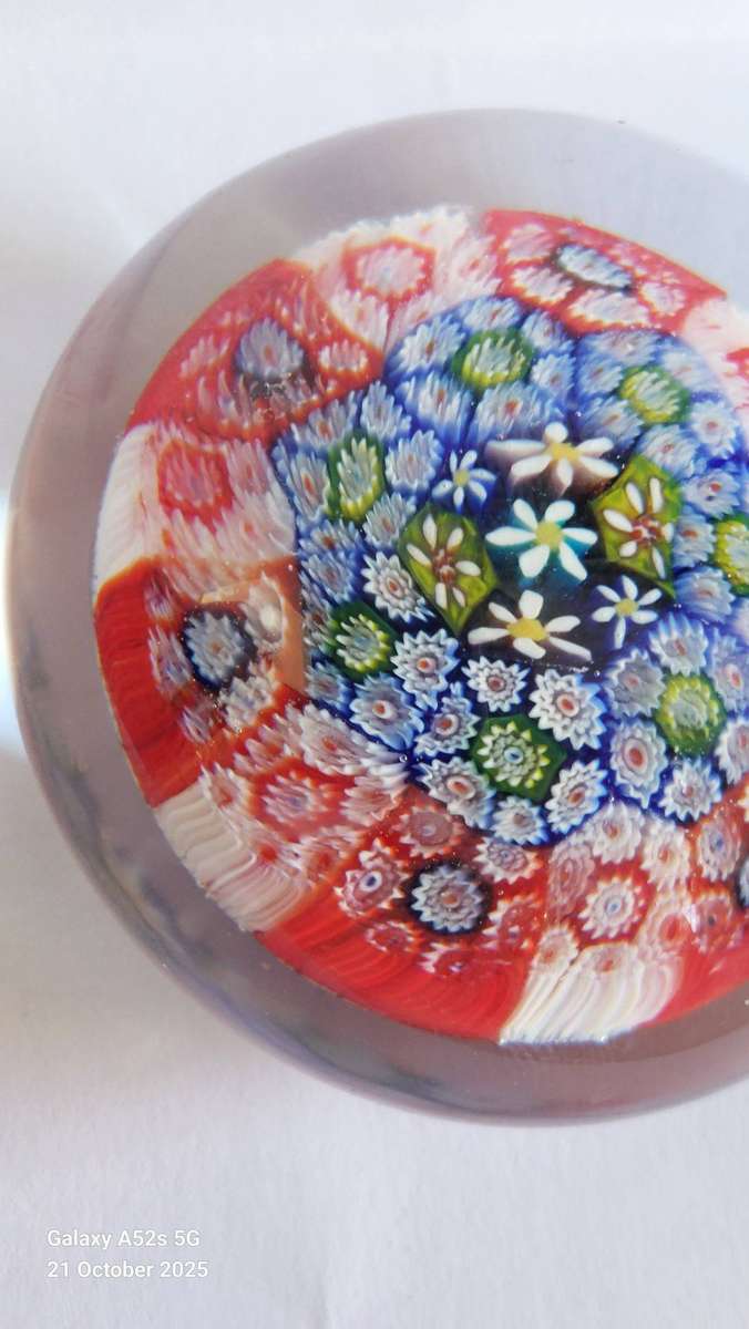 Exquisite vintage Murano millefiori glass paperweight
