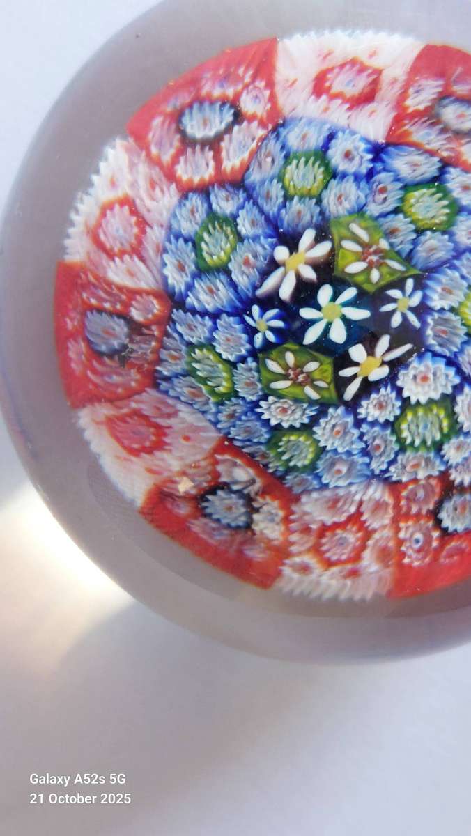 Exquisite vintage Murano millefiori glass paperweight