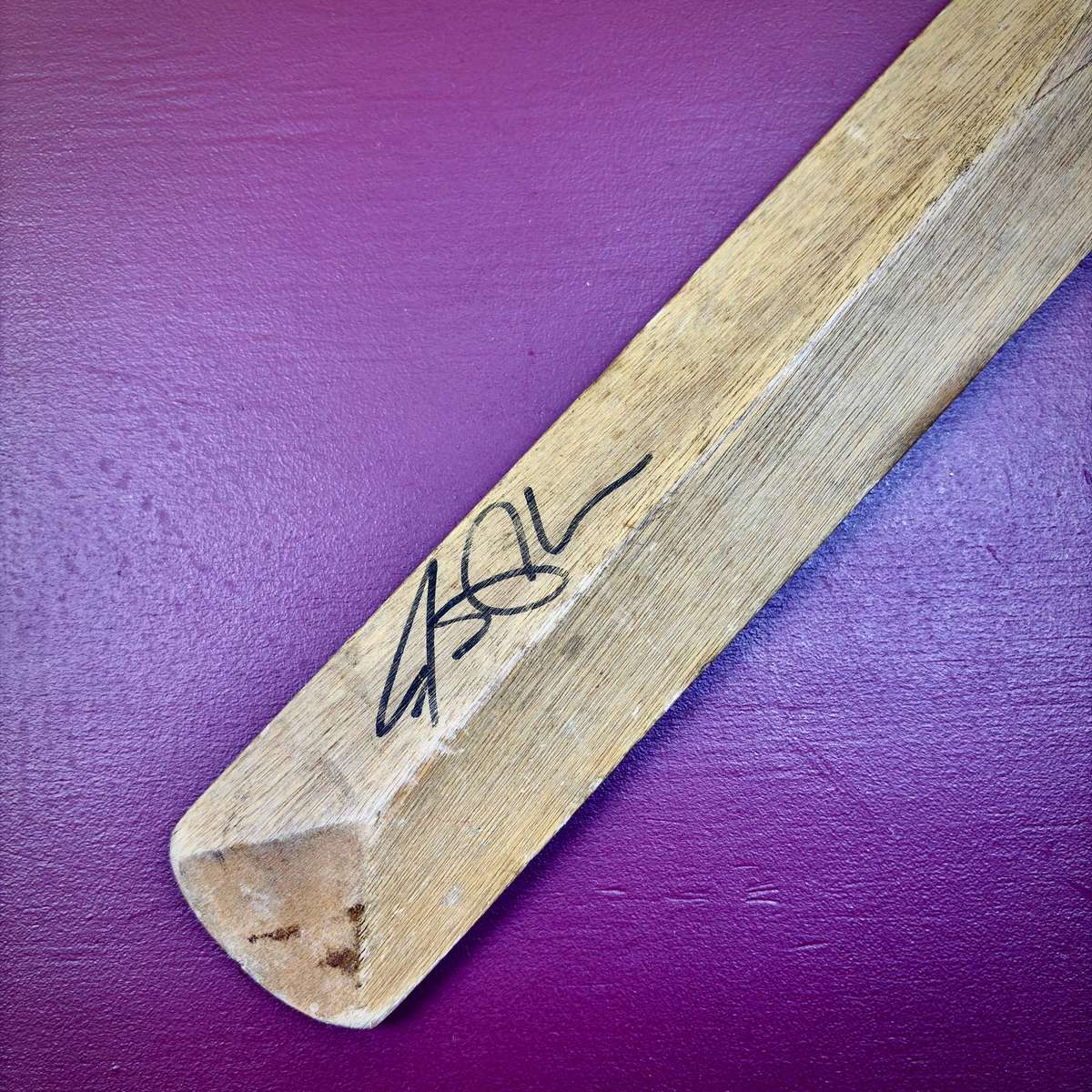 Miniature vintage commemorative cricket bat featuring legendary SA batsman Graeme Pollock