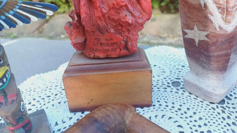 3 American Indian Figurines, Totem Pole and Peace Pipe