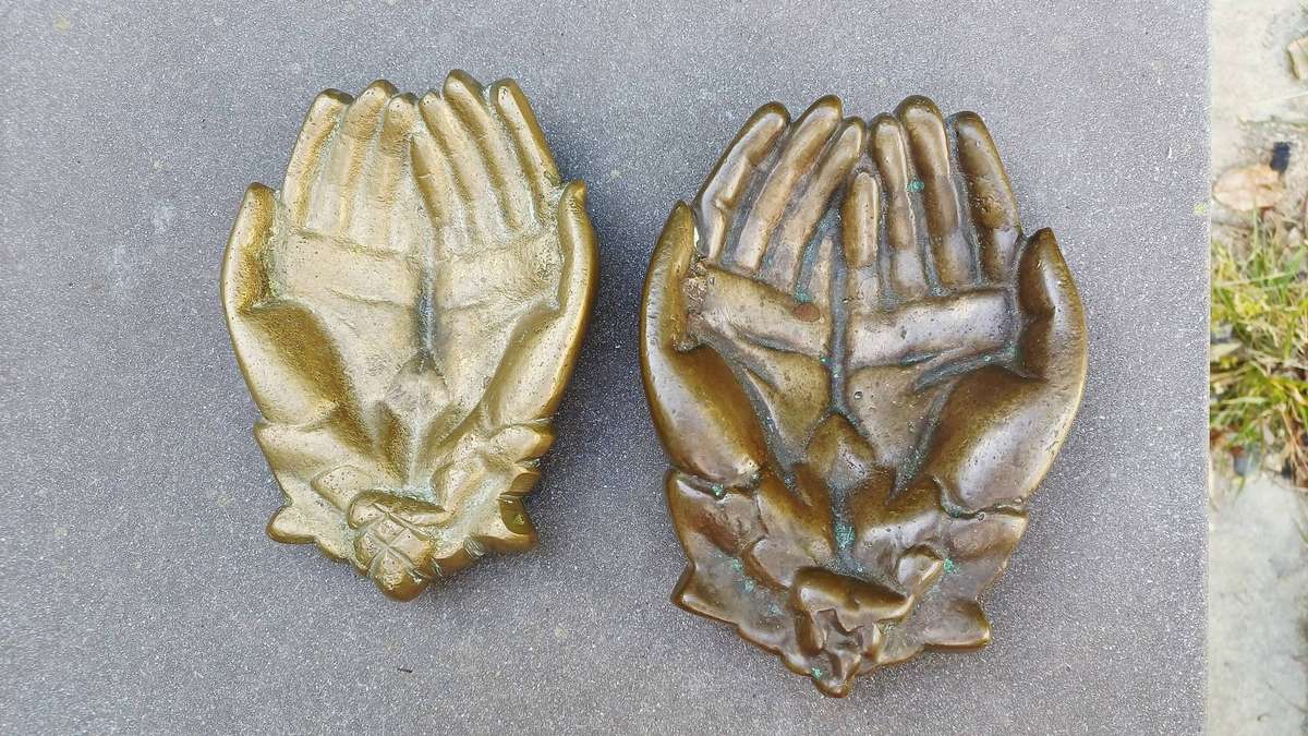 6 eclectic heavy (3.47kgs!) vintage brass lot