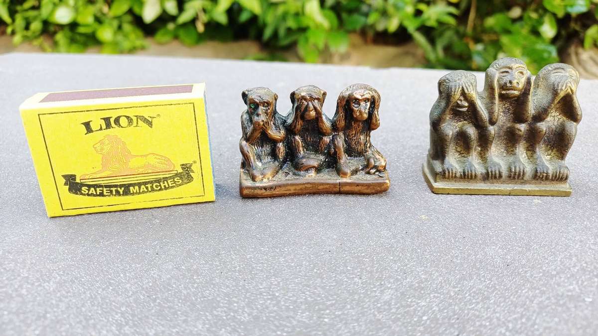 6 eclectic heavy (3.47kgs!) vintage brass lot