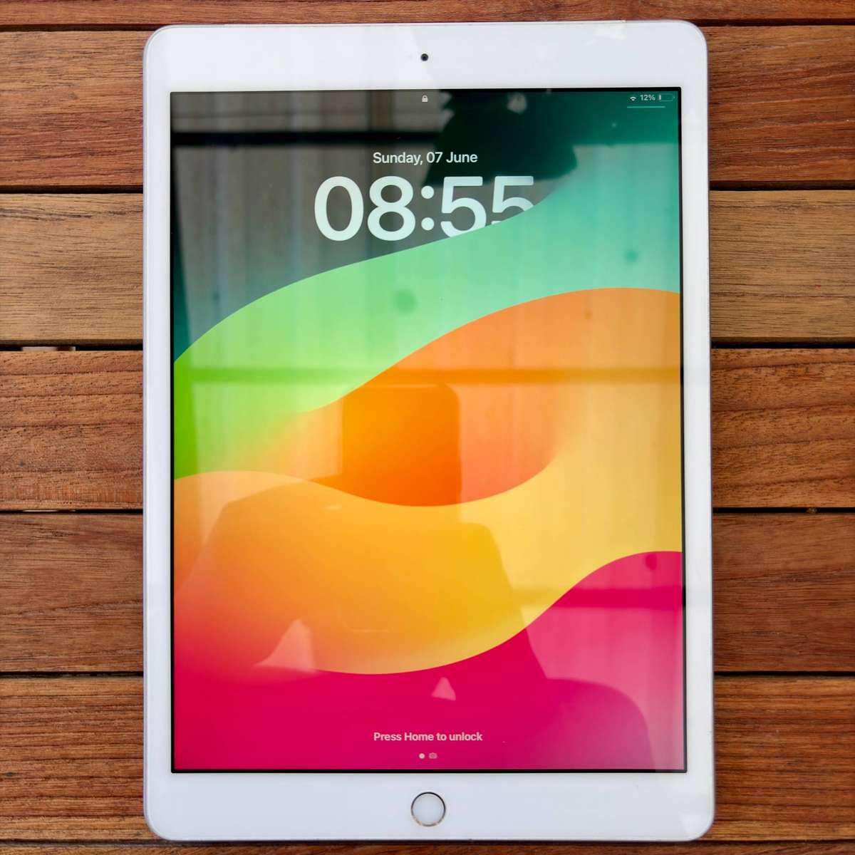 Apple iPad 10.2 (7th Gen, 2019) 128GB  Excellent Condition