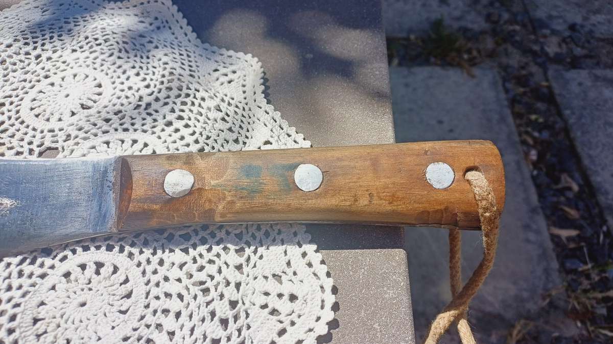 Large vintage Diamond Brand Machete (Panga) with wooden handle