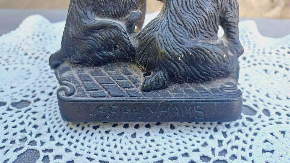 Vintage Brass Door Knocker. Sealyham Terrier Dogs. Elpec England .Reg 811901