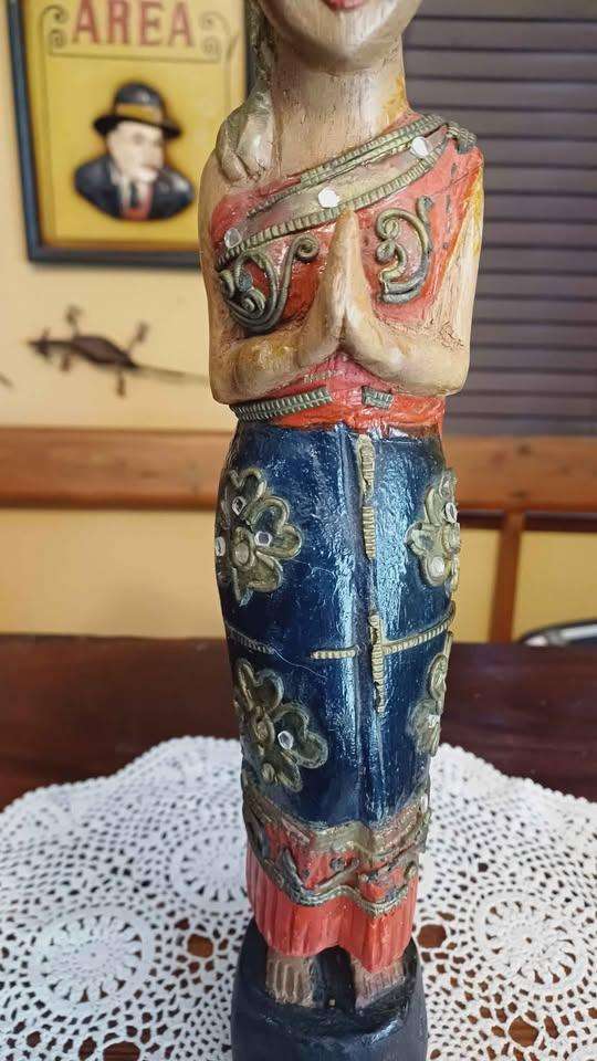 Vintage Carved Wooden Thai Sawasdee Lady