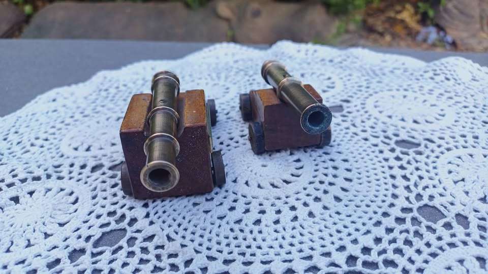 Pair of miniature brass cannons