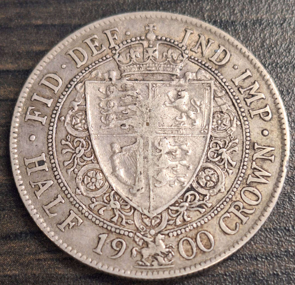 1900 Great Britain Half Crown