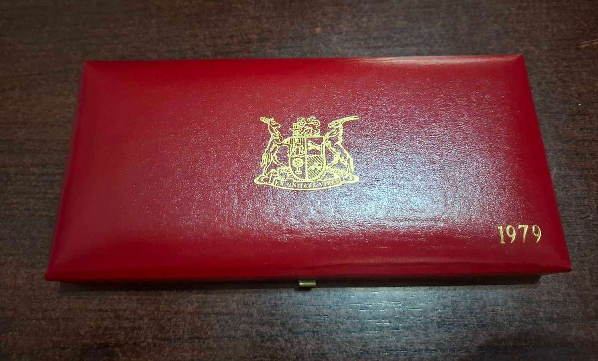 1979 RSA Proof Set in Original Red SA Mint Box No Gold