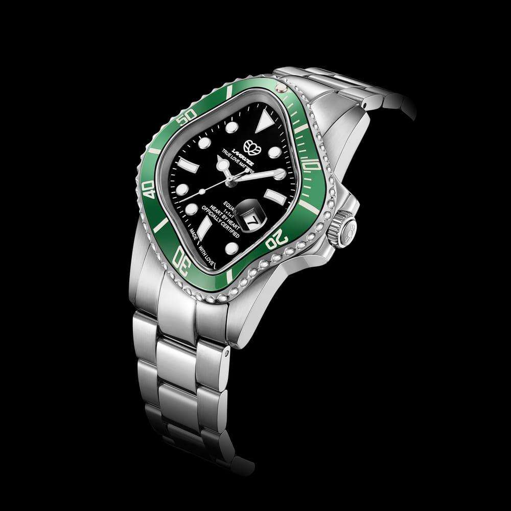 Laarvee Golden watch brushed silver stainless steel case and a green ceramic bezel in original box