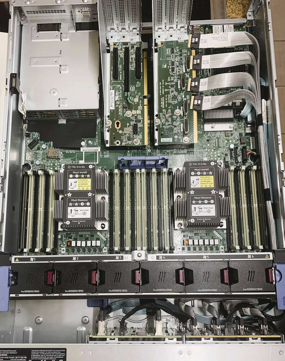 HPE DL380 Gen10 2x 20 Core Xeon Gold READ CAREFULLY