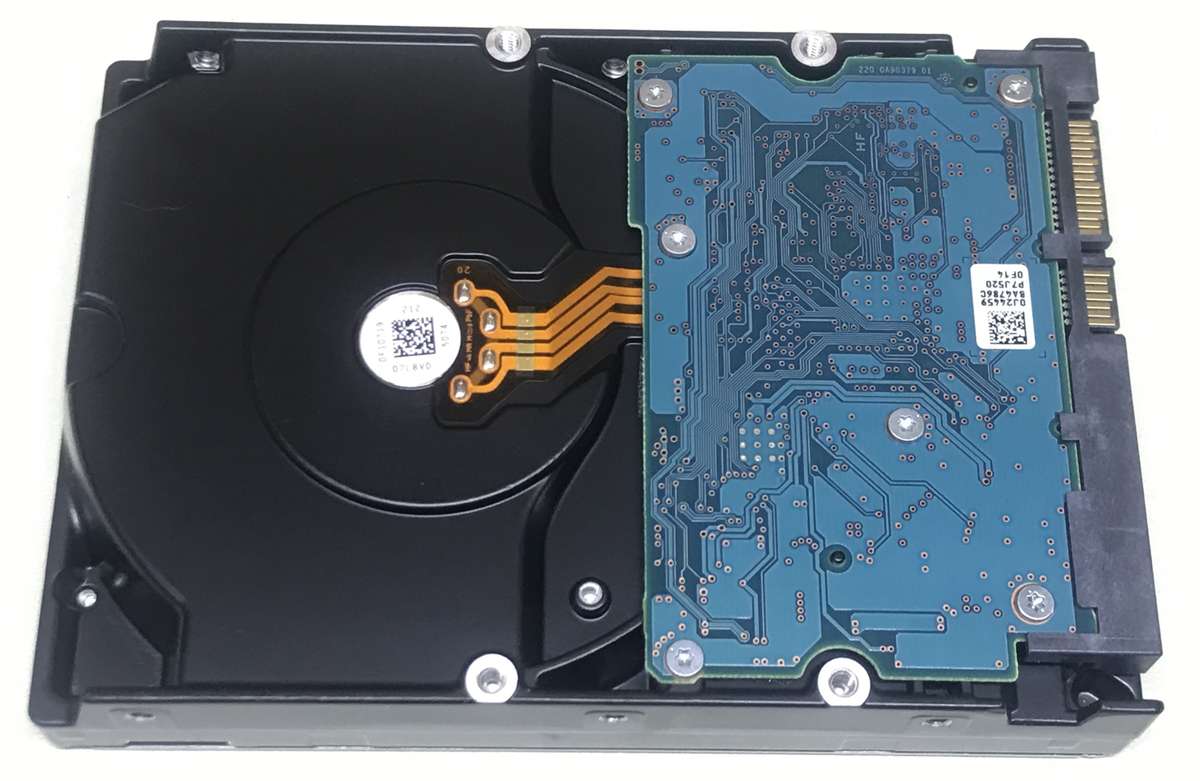 4TB Hitachi Ultrastar A7K4000 Series 3.5" Enterprise SATA Hard Drive 7200 RPM