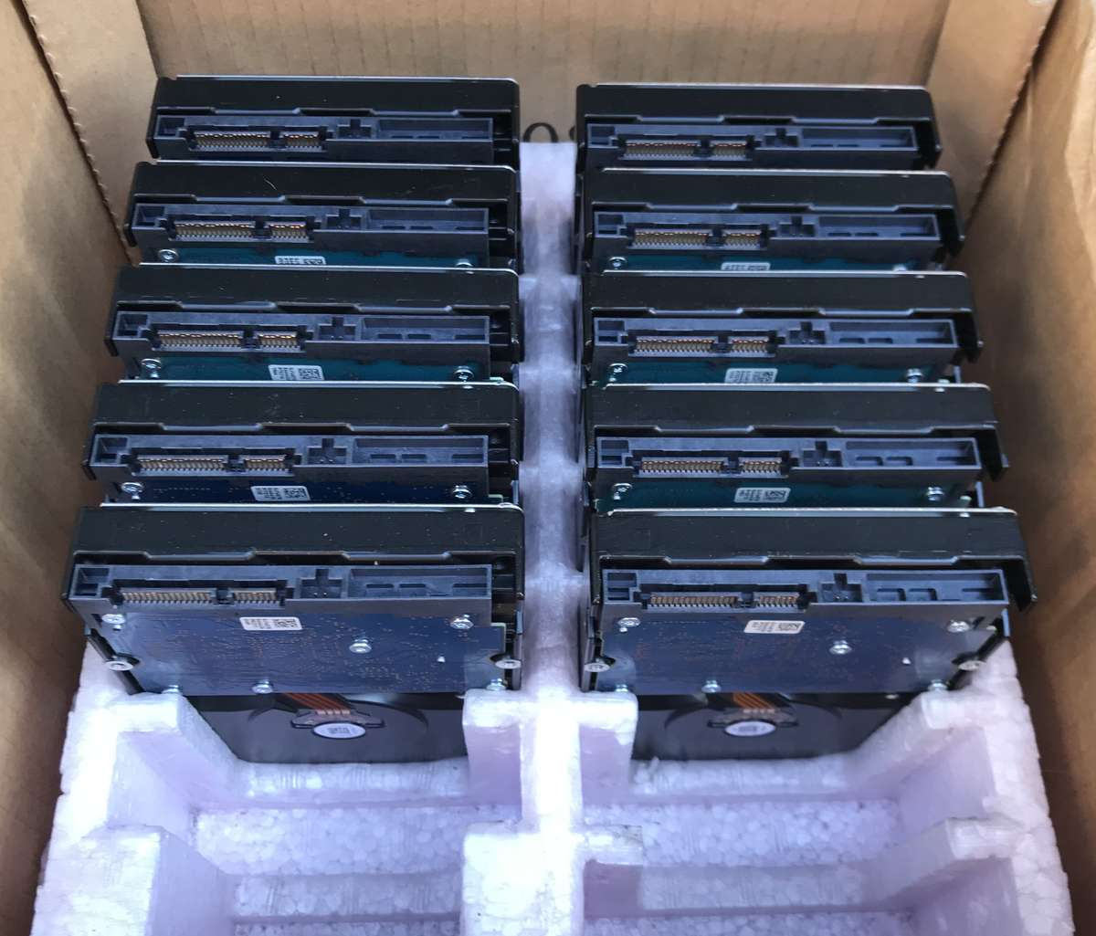 3TB SATA Hitachi Ultrastar 7K3000 Series 3.5" Enterprise Hard Drive 7200 RPM