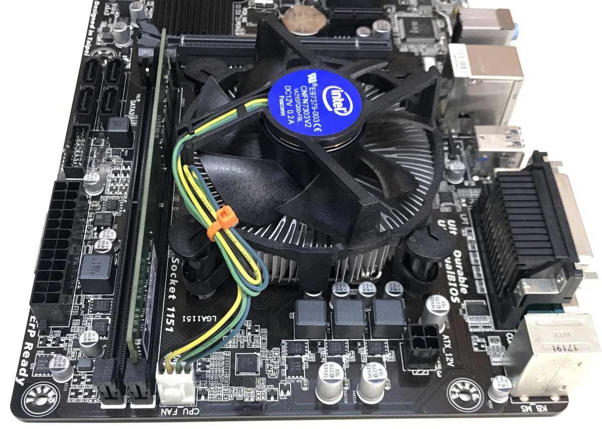 Gigabyte GA-H110M-DS2 Motherboard, CPU And Memory Combo