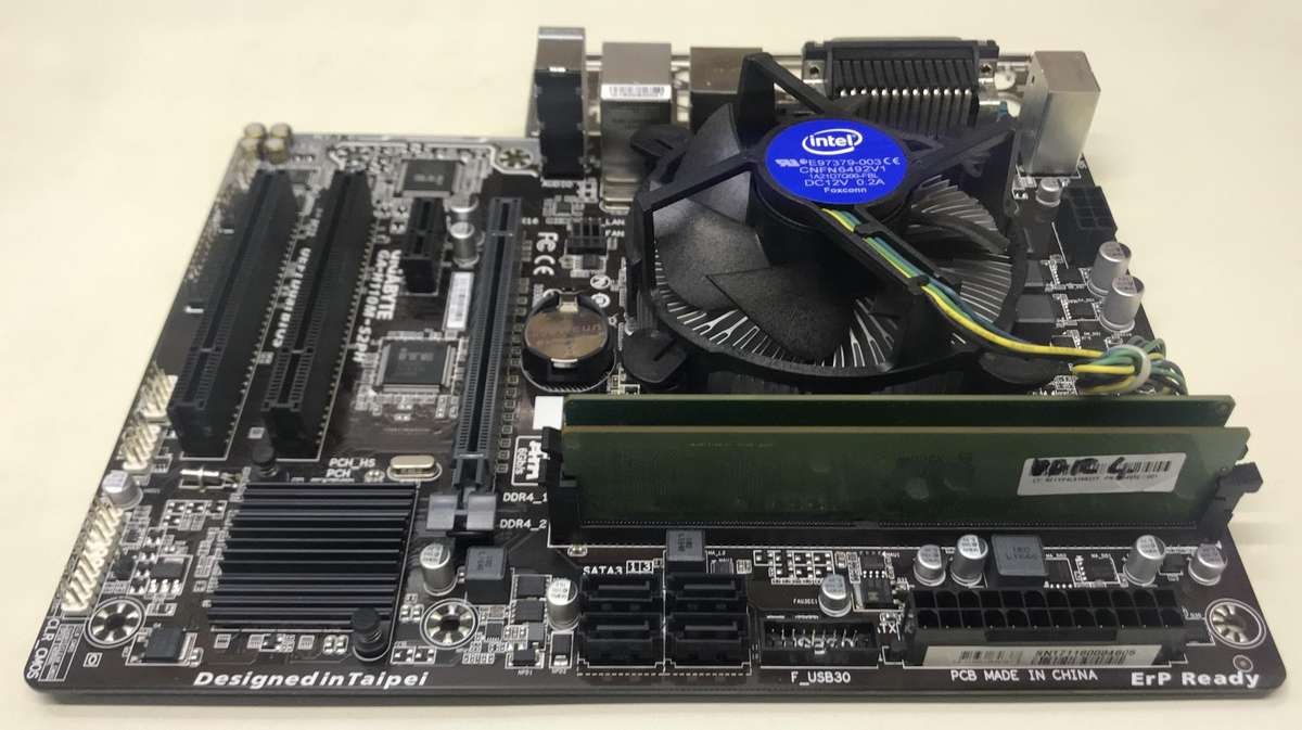 Gigabyte GA-H110M-S2PH Motherboard, i7 CPU And Memory Combo