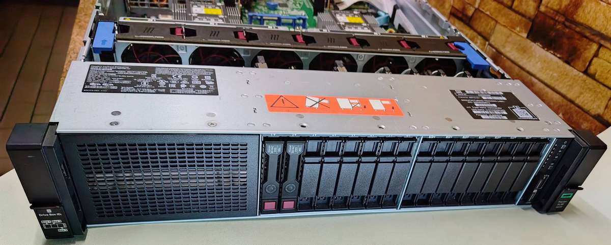 HPE DL380 Gen10 2x 20 Core Xeon Gold READ CAREFULLY