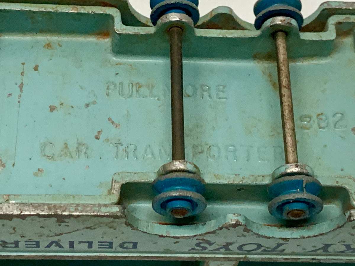 Dinky Toy Pullmore Car Transporter No. 982