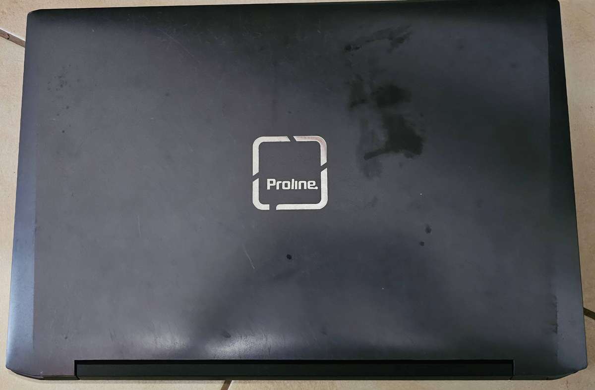 Working Proline W955AU Laptop with Charger